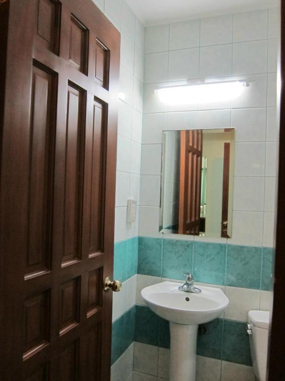 Oftana Suites Mandaue Bagian luar foto