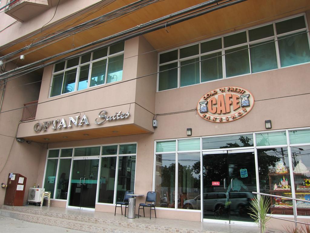 Oftana Suites Mandaue Bagian luar foto