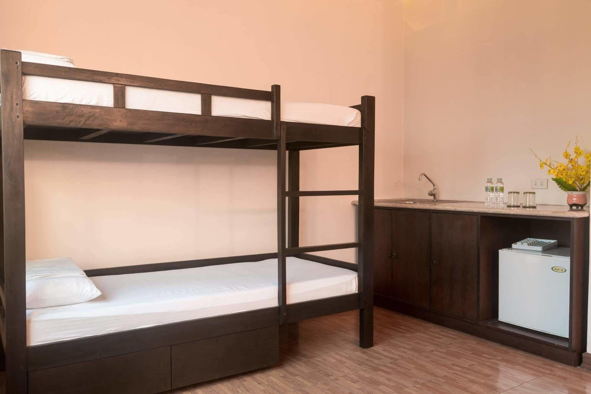 Oftana Suites Mandaue Bagian luar foto